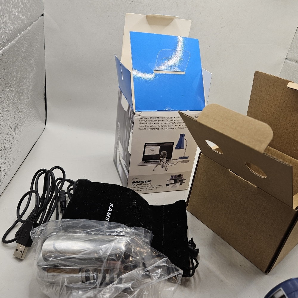 Samson Meteor Mic USB Silver Microphone Noise Cancel Technology Used Condition .